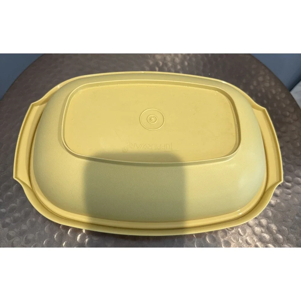 Vintage Tupperware Yellow Oblong Oval Casserole Dish Bowl Lid Strainer Colander